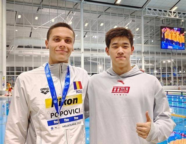 美国选手获得游泳男子自由泳冠军 美国选手获得游泳男子自由泳冠军