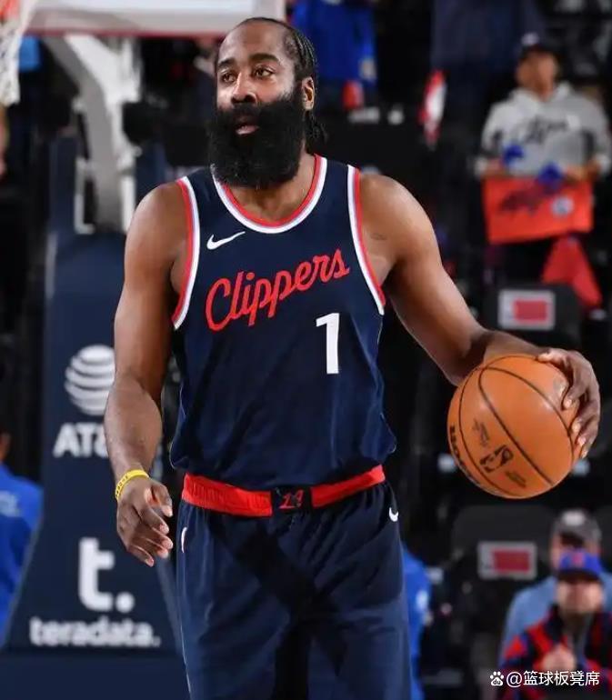 雄鹿力克法国男篮,巴恩斯打破历史纪录 雄鹿力克法国男篮,巴恩斯打破历史纪录