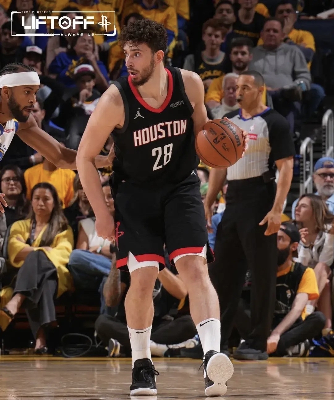 火箭主场险胜灰熊,卡佩拉内线优势明显 火箭主场险胜灰熊,卡佩拉内线优势明显