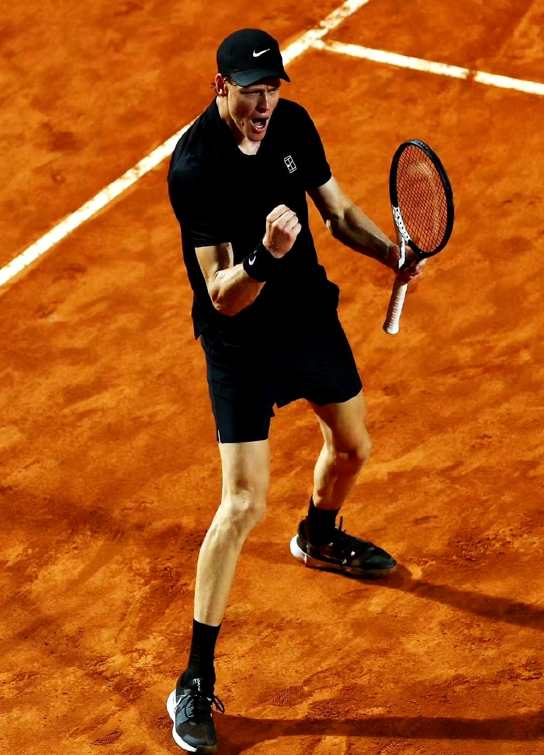 戴维斯杯逆转拉沃尔杯，辛纳状态火热的简单介绍