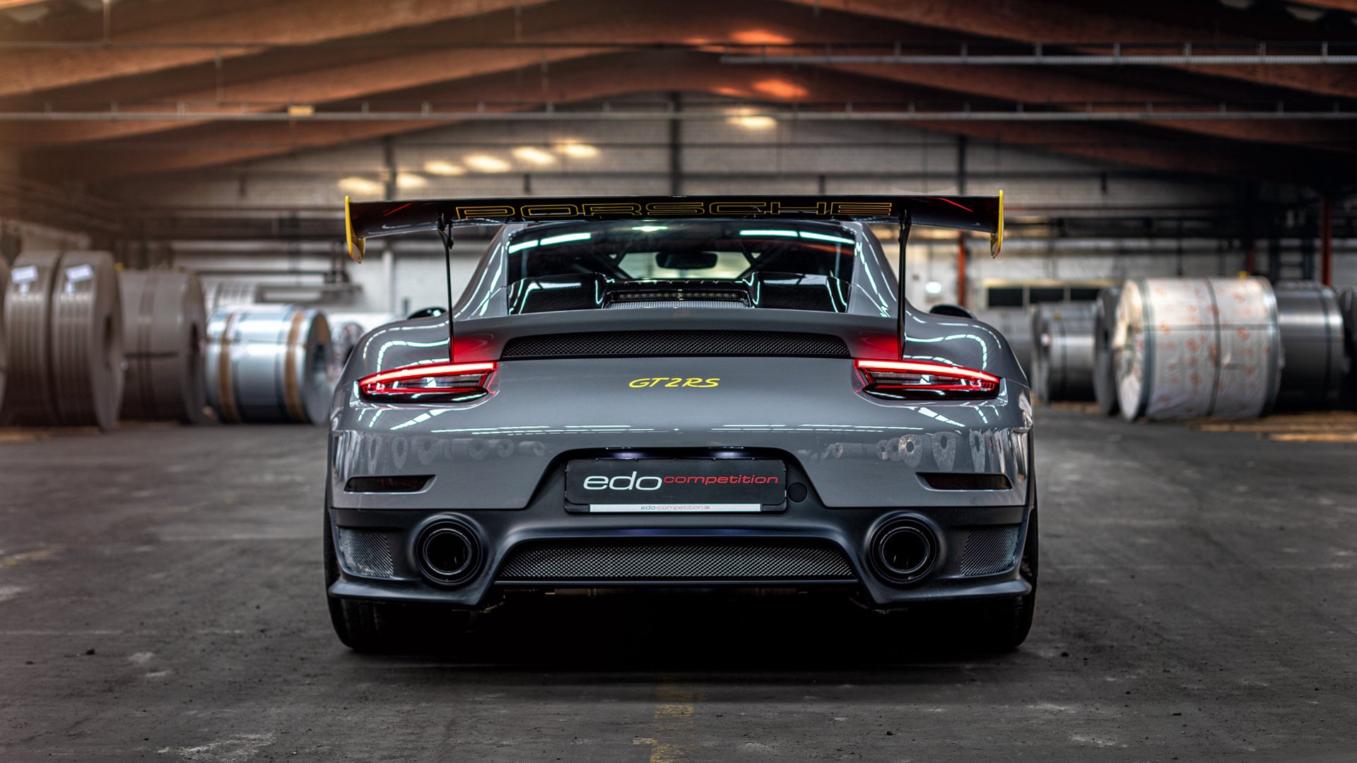 刹车区与进攻号角，当F1揭幕战遇见爱尔兰与比利亚雷亚尔的暗战